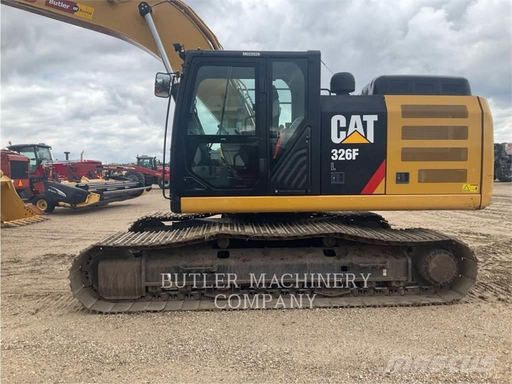 CAT 326FL حفارات زحافة