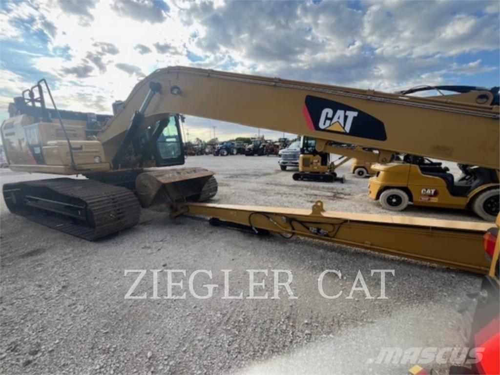 CAT 326FL حفارات زحافة