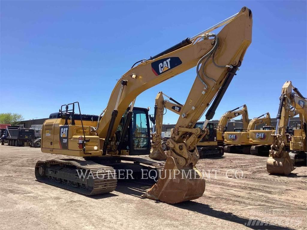 CAT 326FL حفارات زحافة