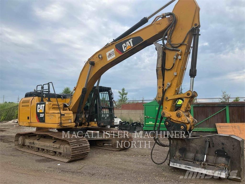 CAT 326FL PTQ حفارات زحافة