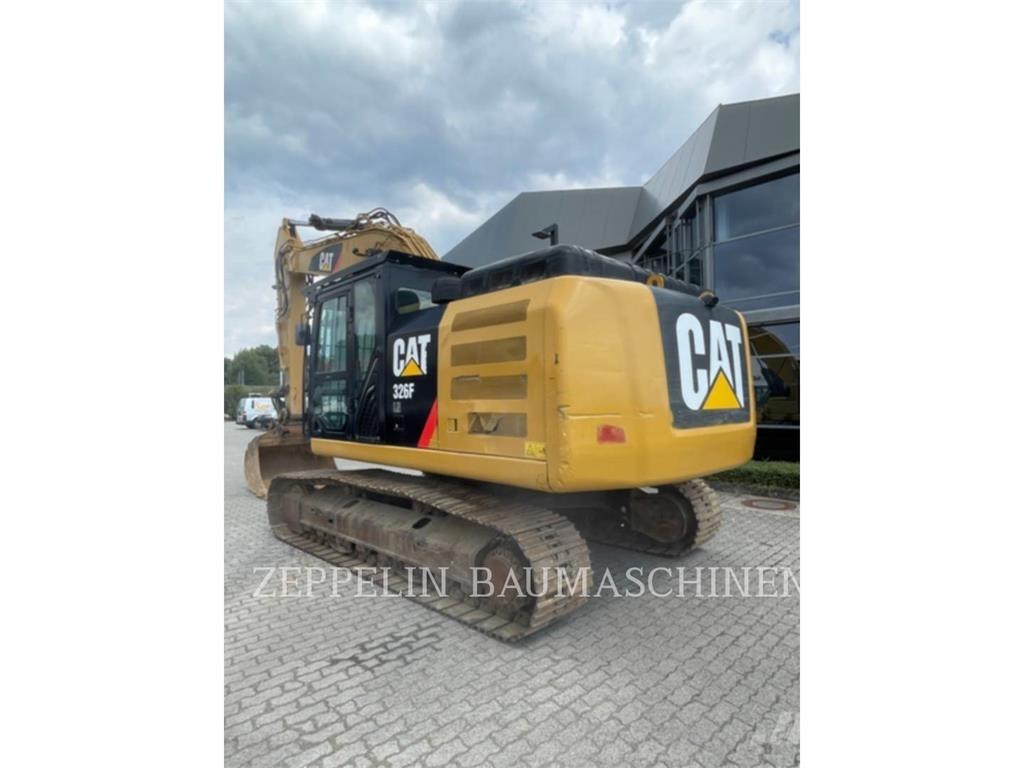 CAT 326FLN حفارات زحافة