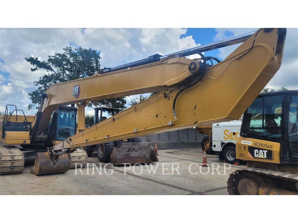 CAT 326LONG حفارات زحافة