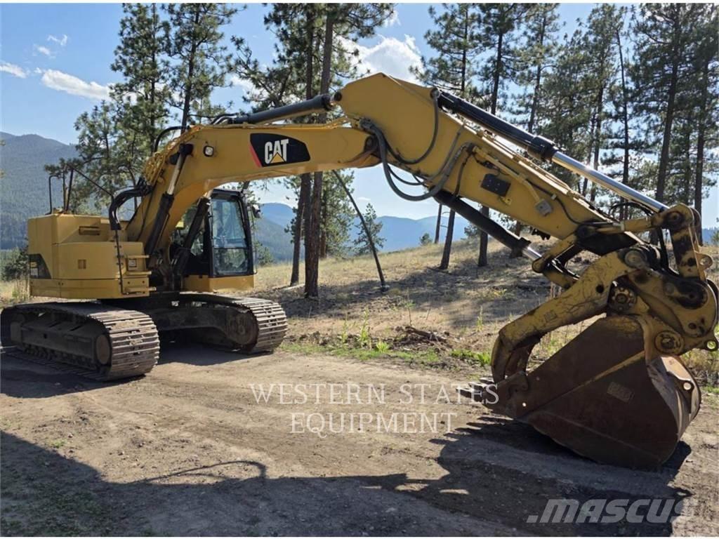 CAT 328D حفارات زحافة