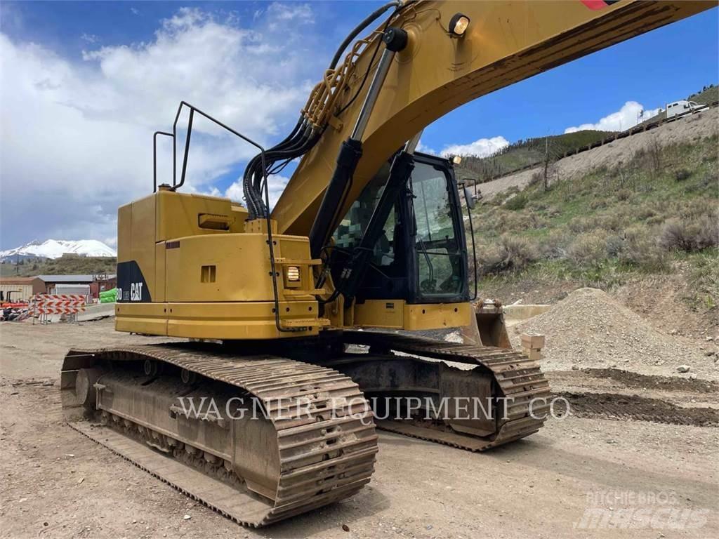 CAT 328D LCR حفارات زحافة