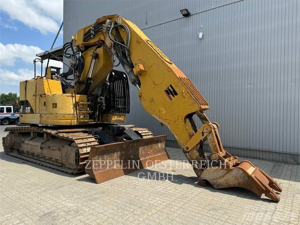 CAT 328DLCR حفارات زحافة