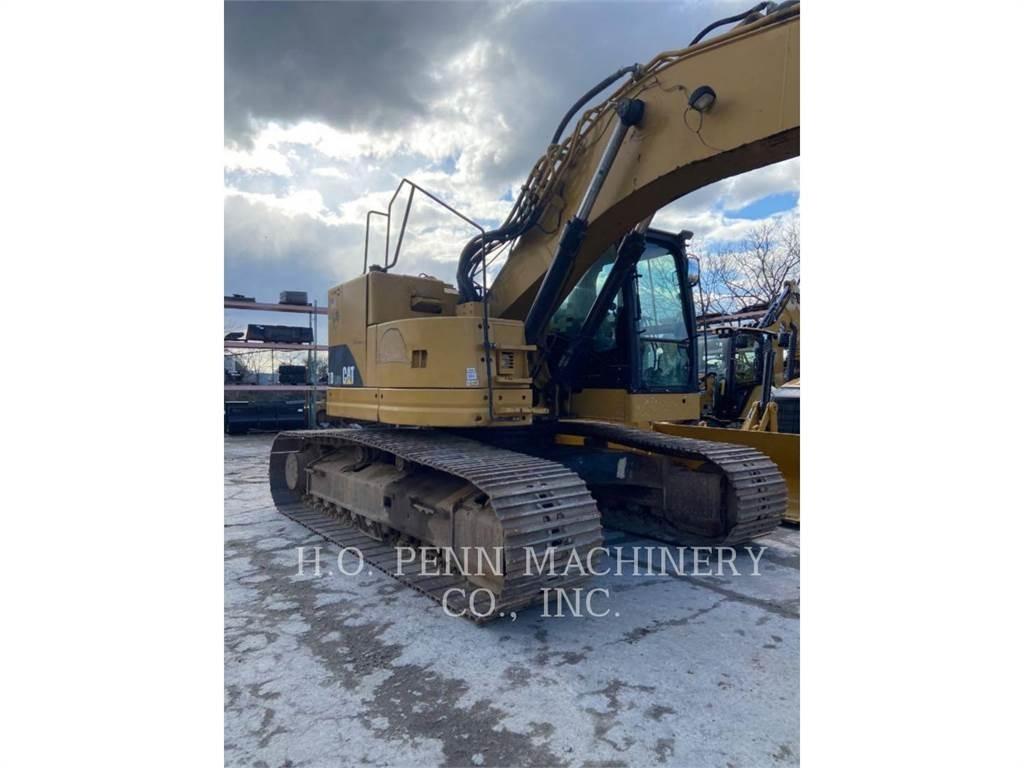 CAT 328DLCR حفارات زحافة