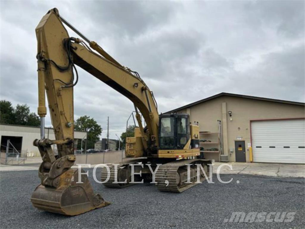 CAT 328DLCR حفارات زحافة