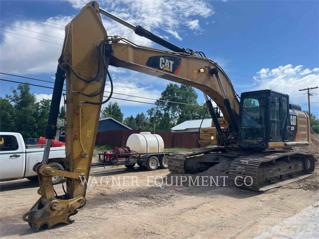 CAT 329FL حفارات زحافة