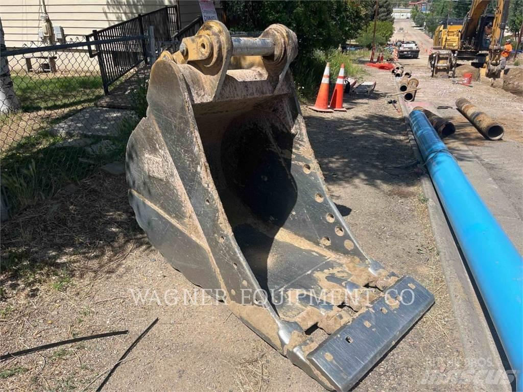 CAT 329FL حفارات زحافة