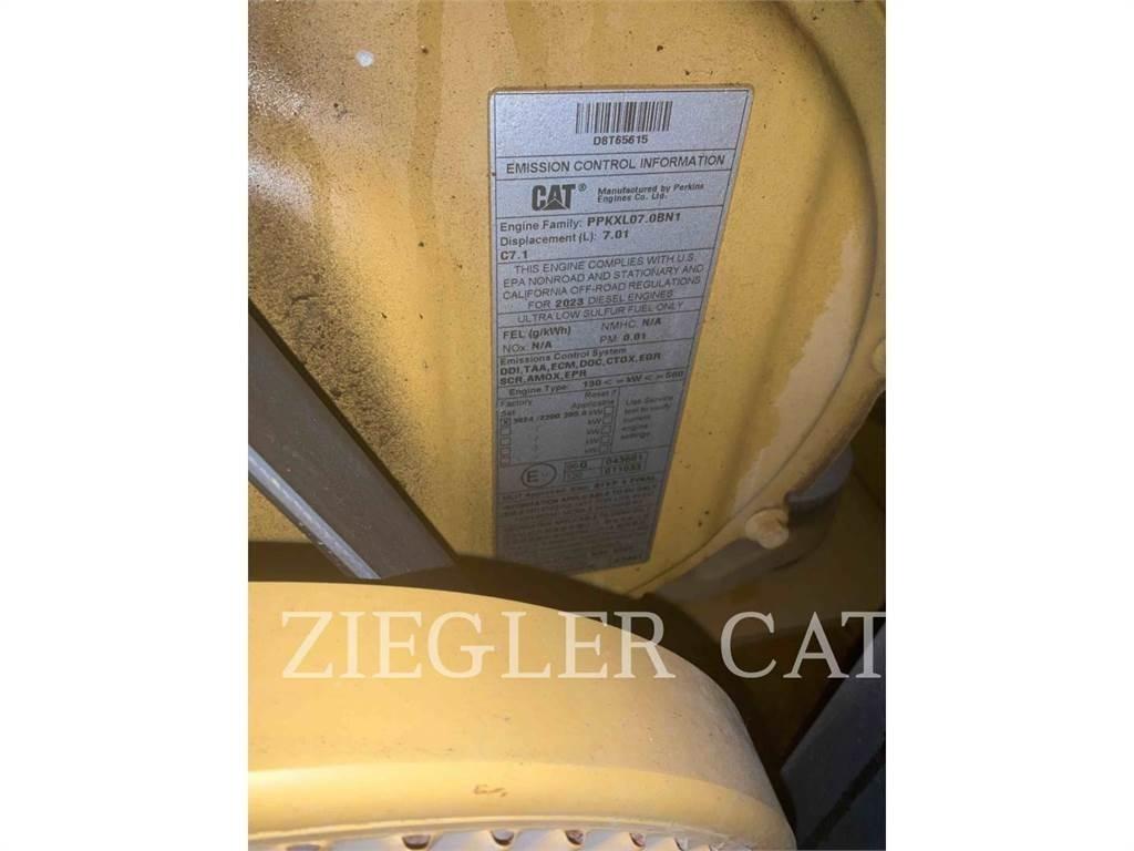 CAT 330 حفارات زحافة