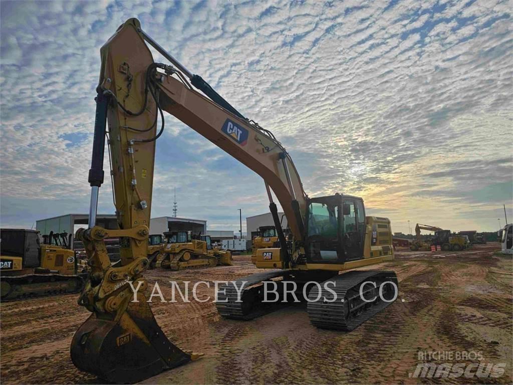 CAT 330 حفارات زحافة