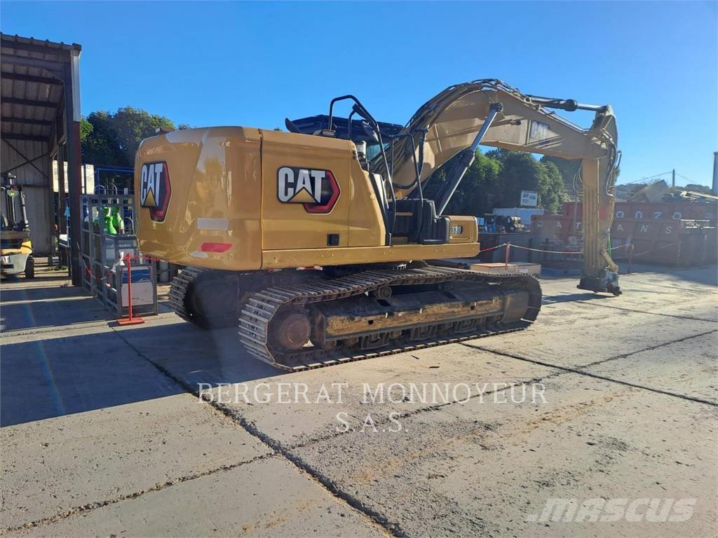CAT 330 حفارات زحافة