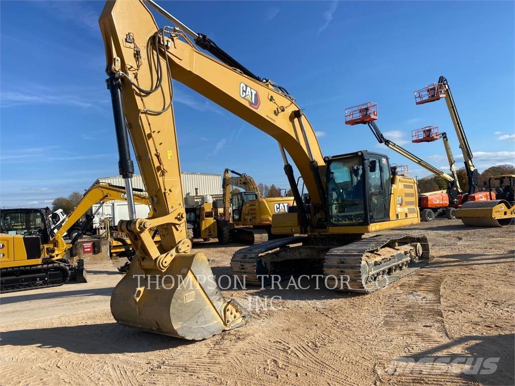 CAT 330 حفارات زحافة