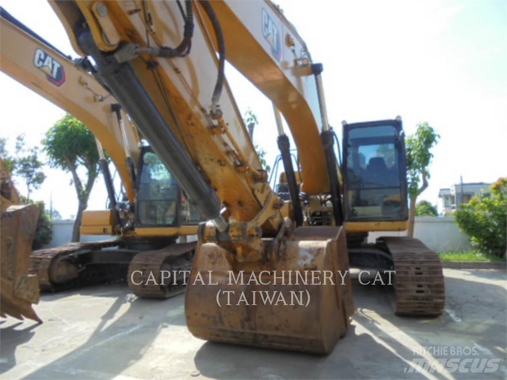 CAT 330-07 حفارات زحافة