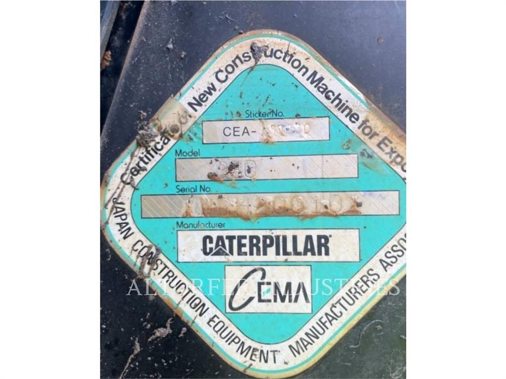 CAT 330-07 حفارات زحافة