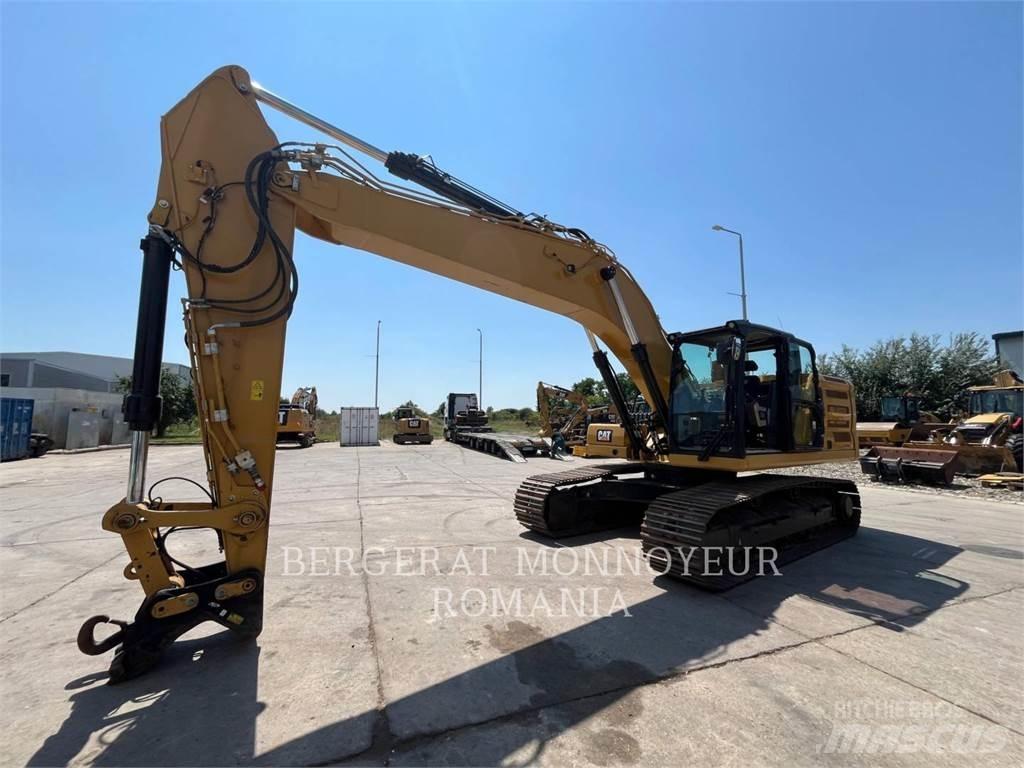 CAT 330-07 حفارات زحافة