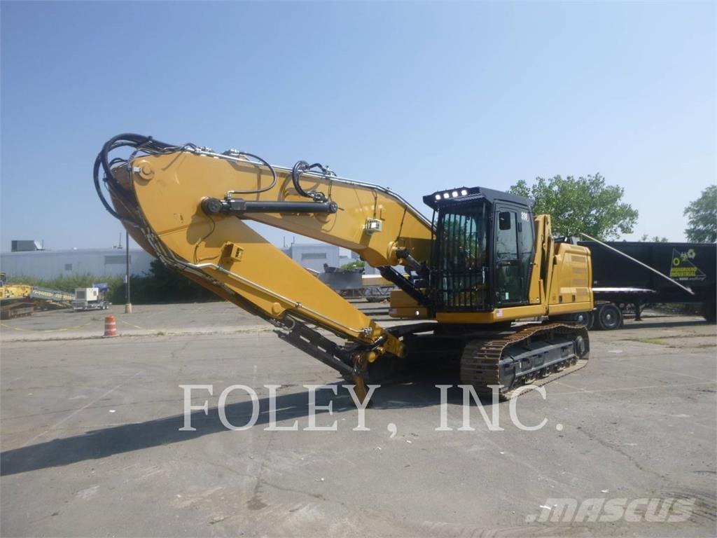CAT 330-07 حفارات زحافة