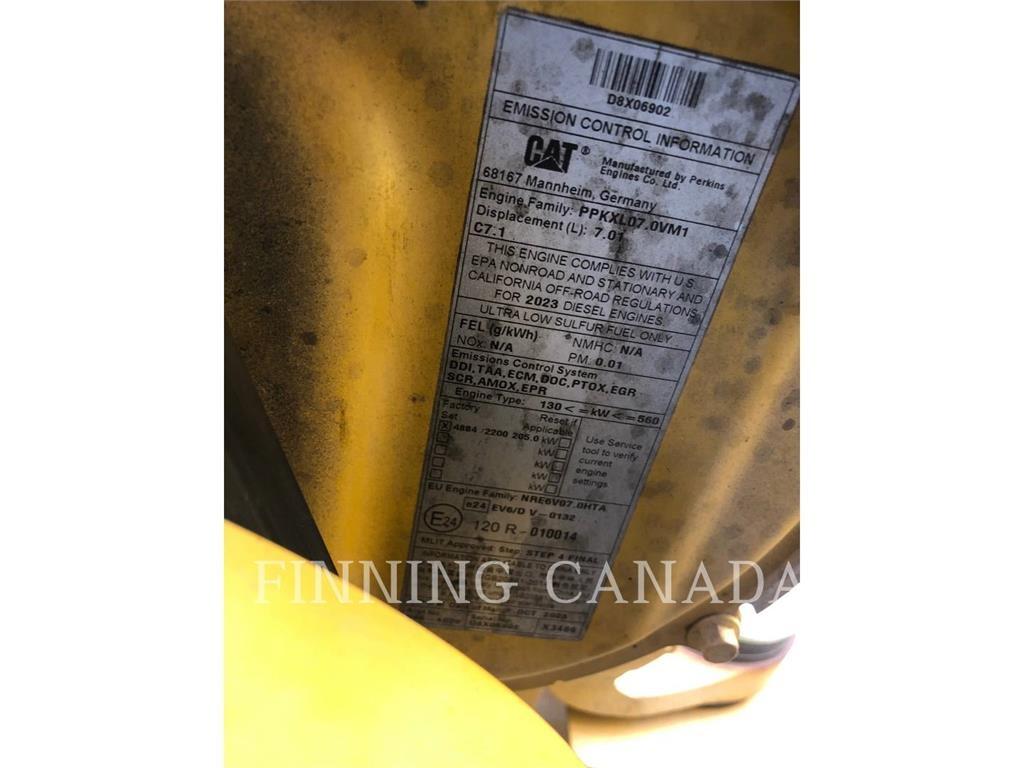 CAT 330-07 حفارات زحافة