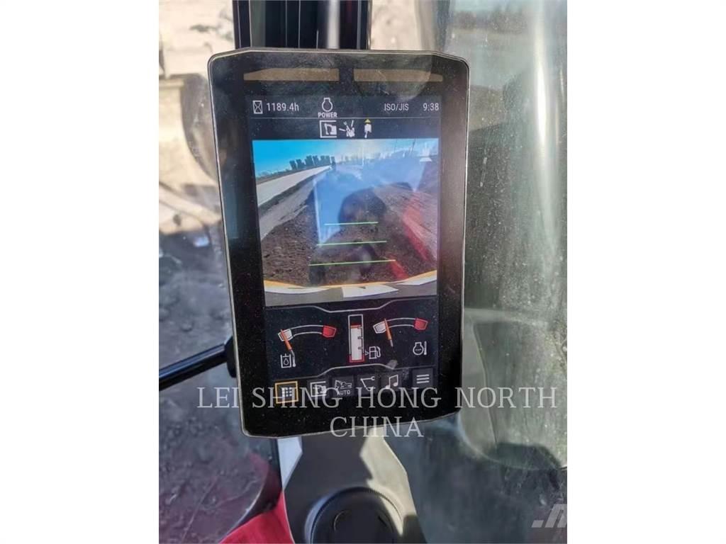 CAT 330-07 حفارات زحافة