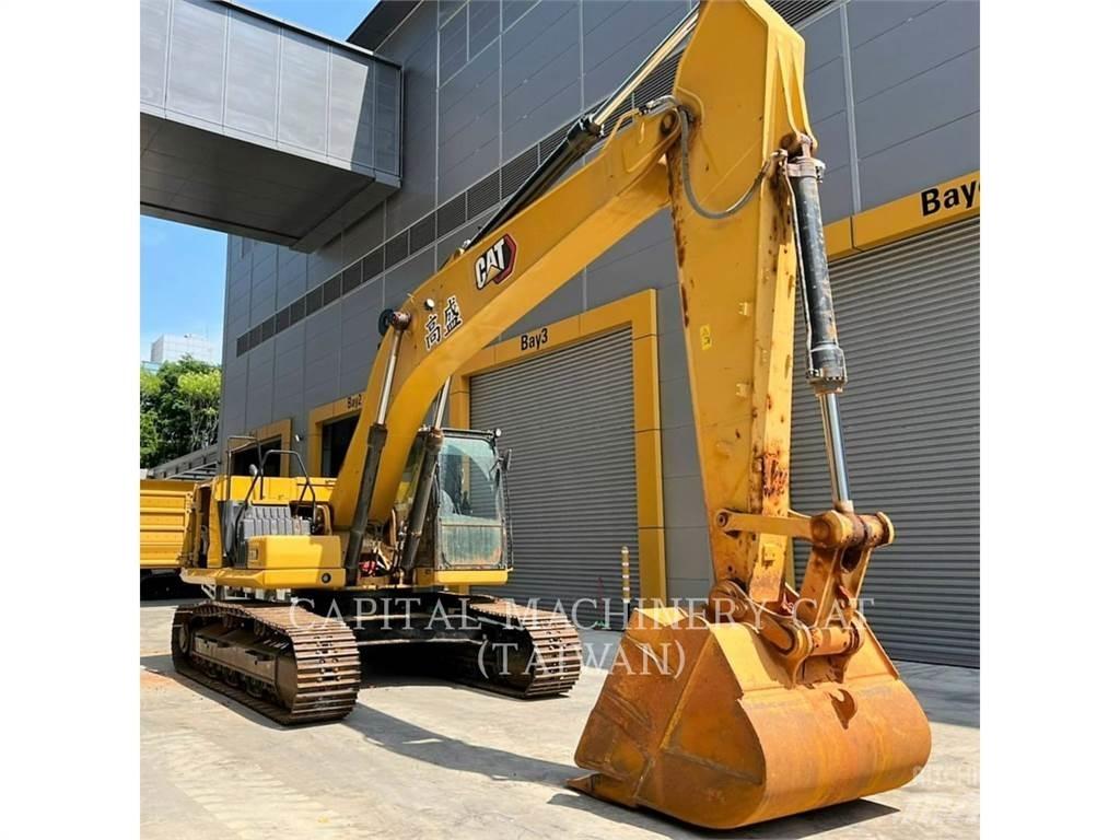 CAT 330-07 حفارات زحافة