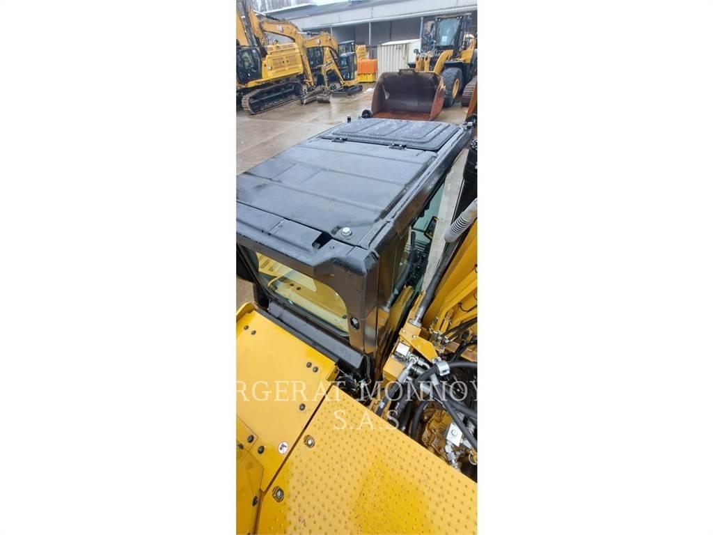 CAT 330-07GC حفارات زحافة