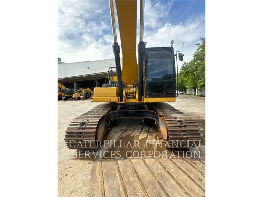 CAT 330-07GC حفارات زحافة
