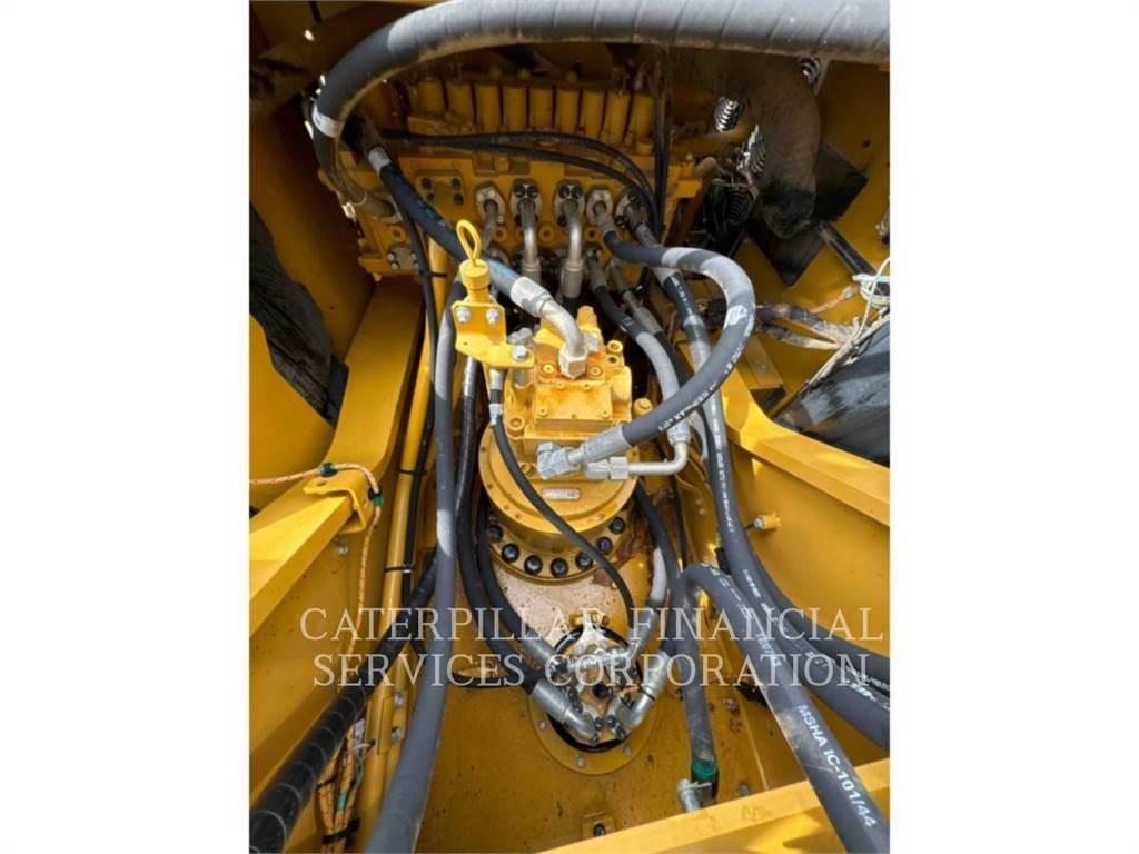 CAT 330-07GC حفارات زحافة