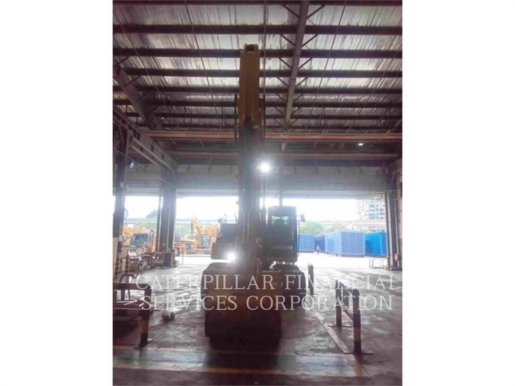 CAT 330-07GC حفارات زحافة