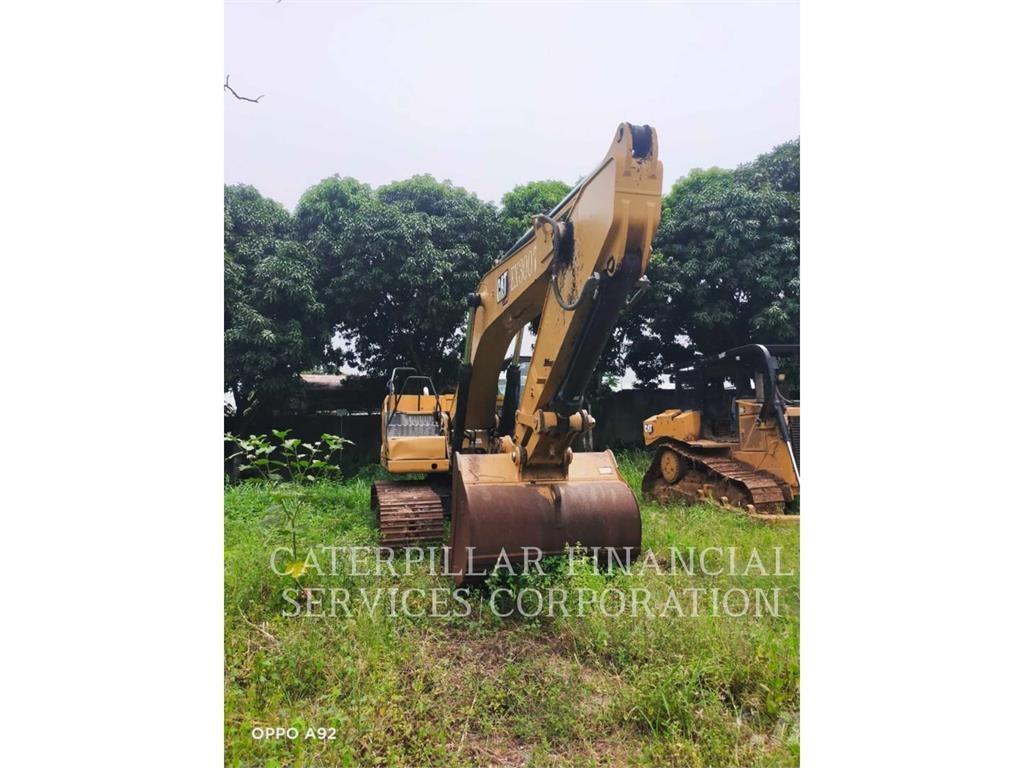 CAT 330 GC حفارات زحافة
