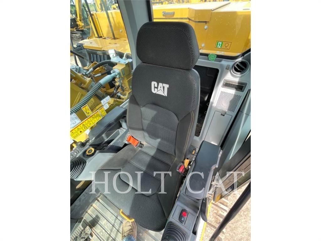 CAT 330 TC حفارات زحافة