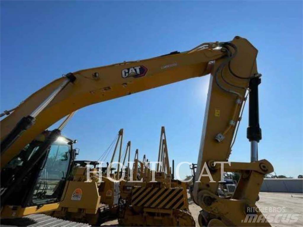 CAT 330 TC حفارات زحافة