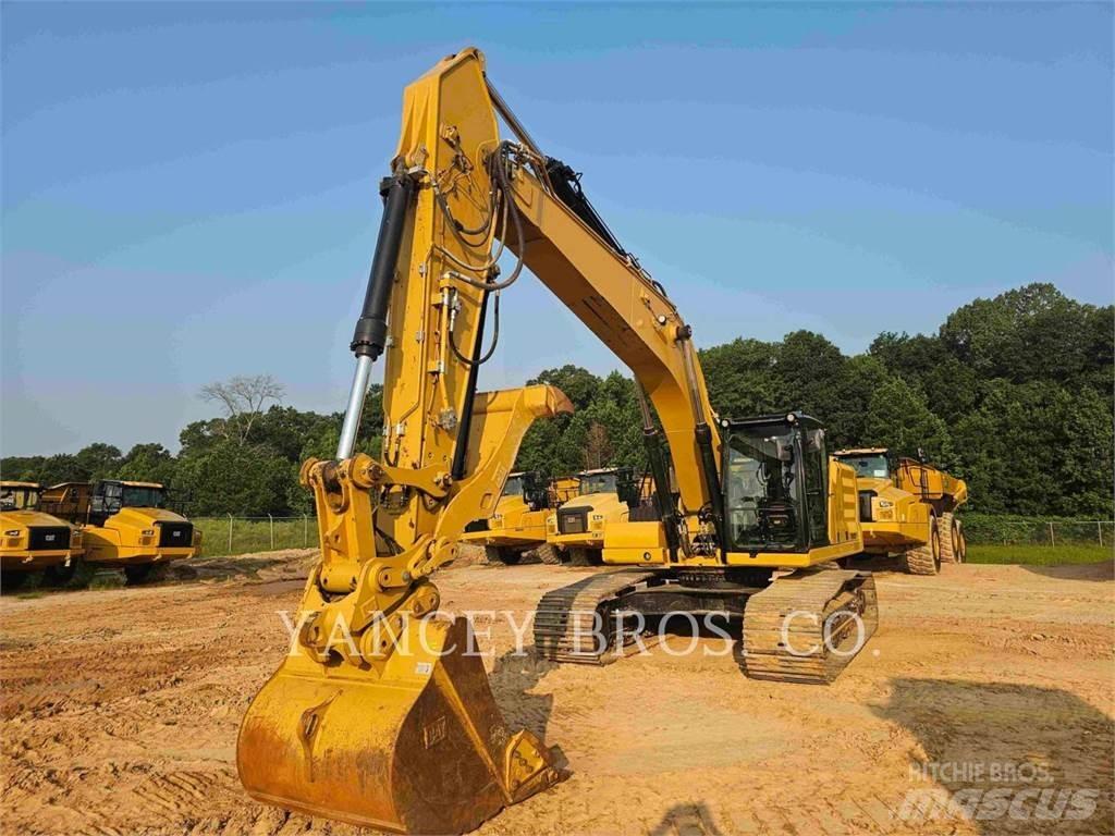 CAT 33007 حفارات زحافة