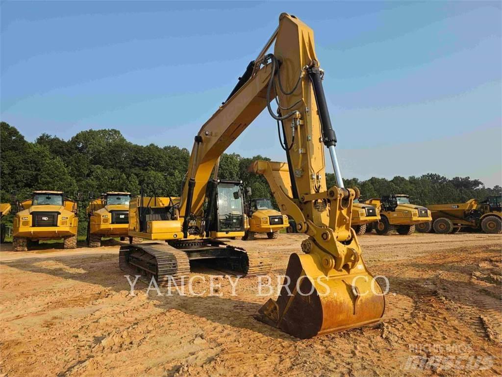 CAT 33007 حفارات زحافة