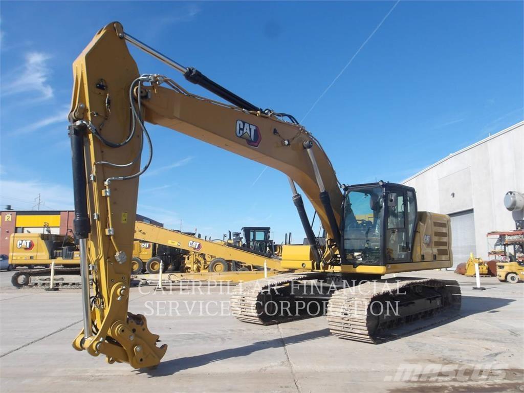 CAT 33007 حفارات زحافة