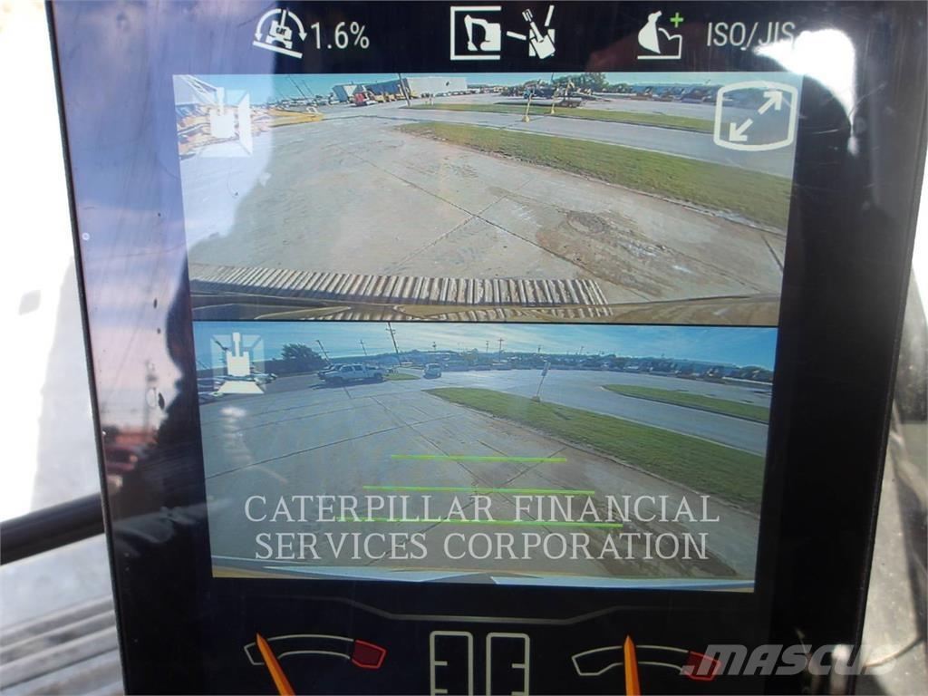 CAT 33007 حفارات زحافة