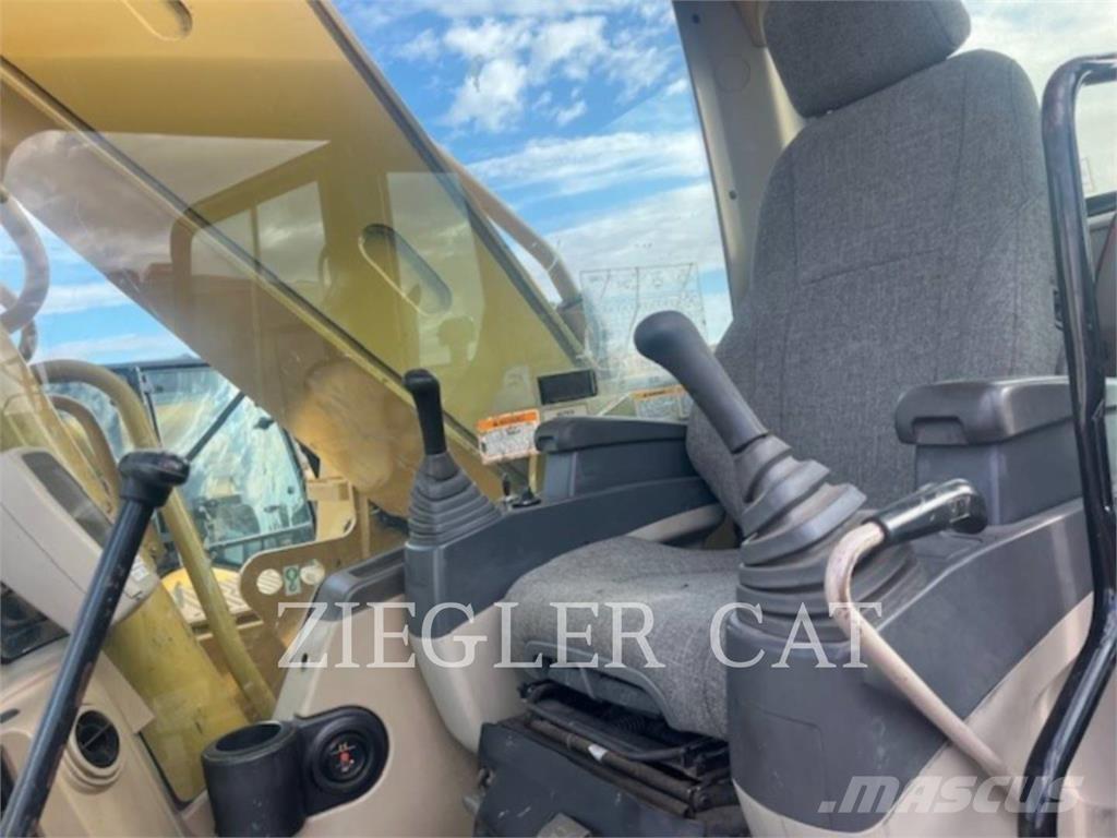 CAT 330CL حفارات زحافة