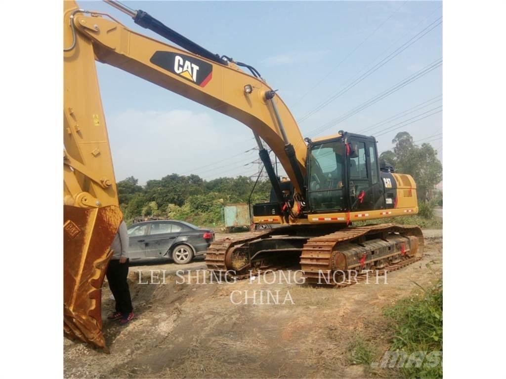 CAT 330D2L حفارات زحافة