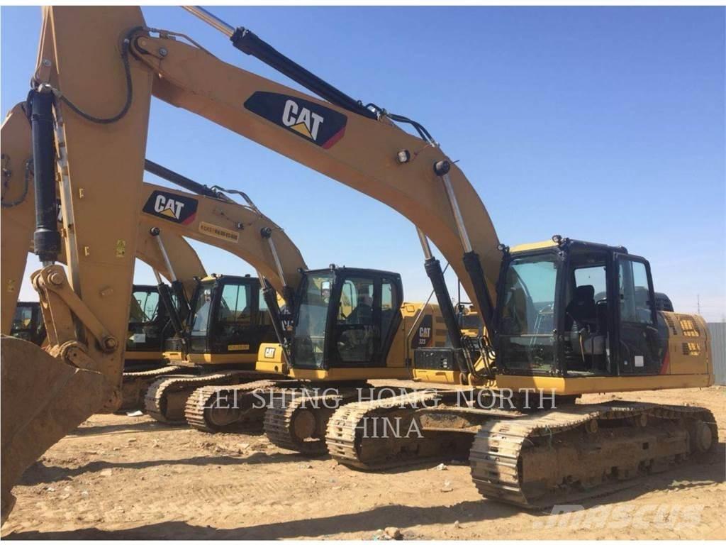 CAT 330D2L حفارات زحافة