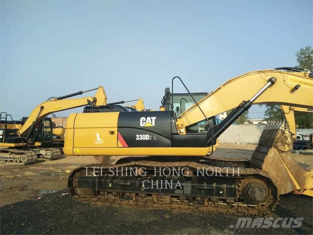 CAT 330D2L حفارات زحافة