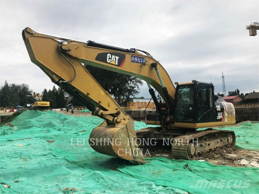 CAT 330D2L حفارات زحافة