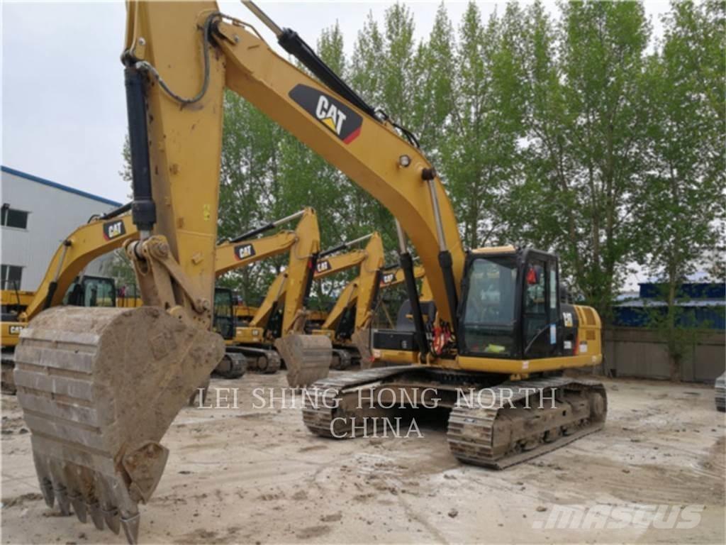 CAT 330D2L حفارات زحافة