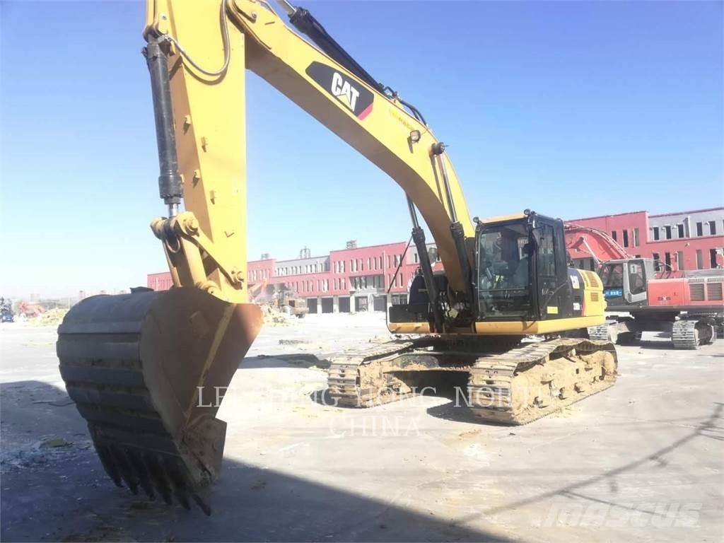 CAT 330D2L حفارات زحافة