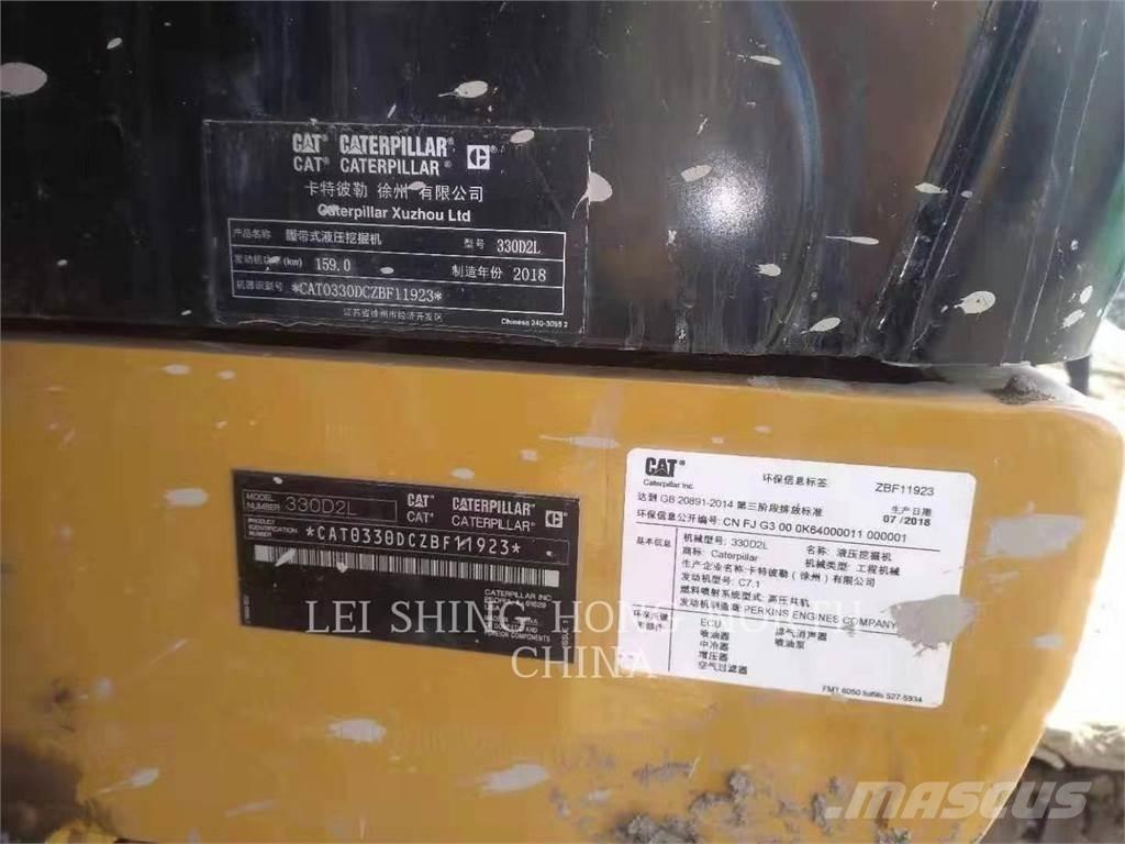 CAT 330D2L حفارات زحافة