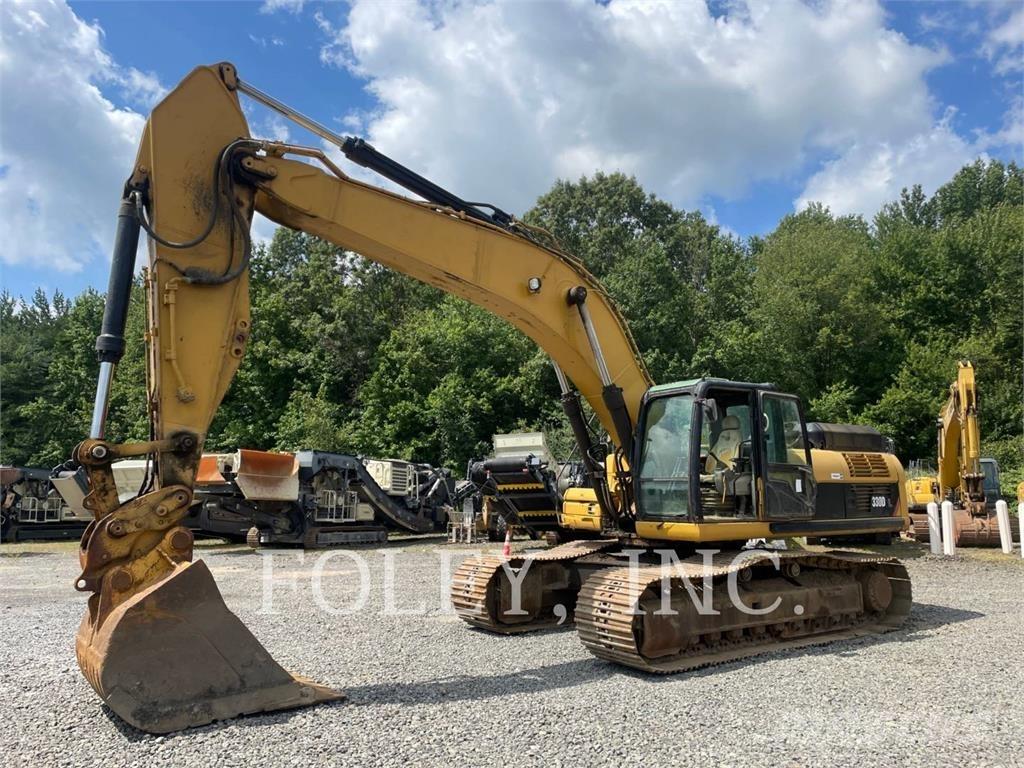 CAT 330DL حفارات زحافة