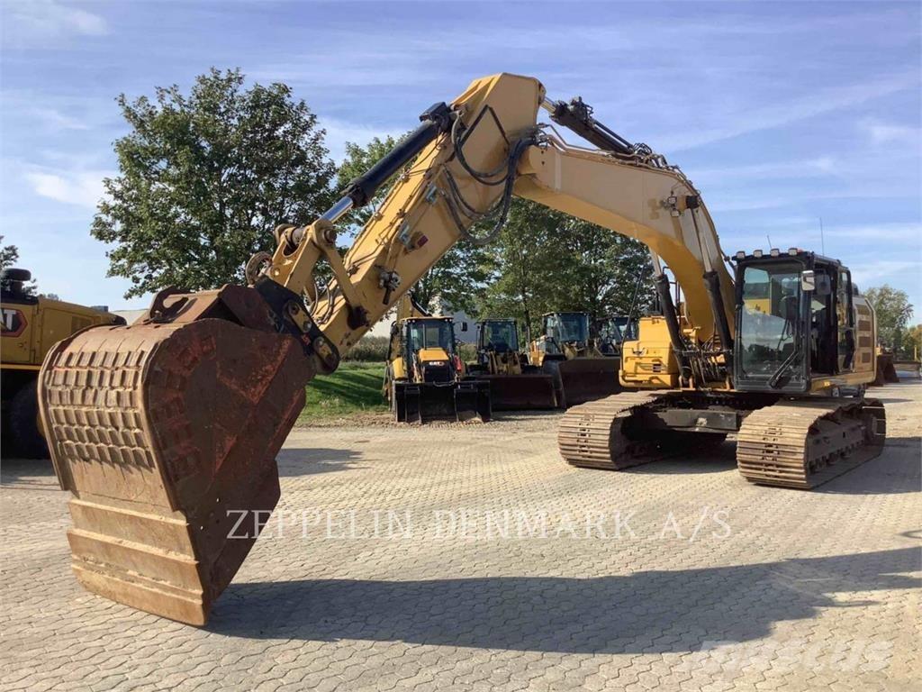 CAT 330FL حفارات زحافة