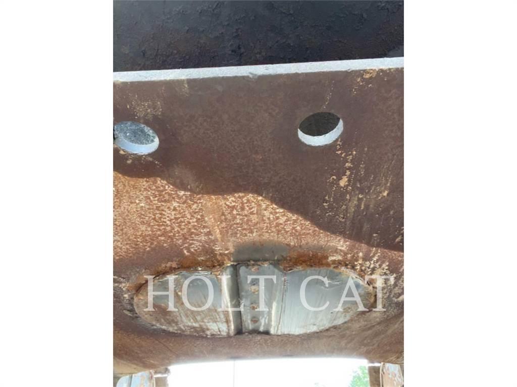 CAT 330GC TC حفارات زحافة