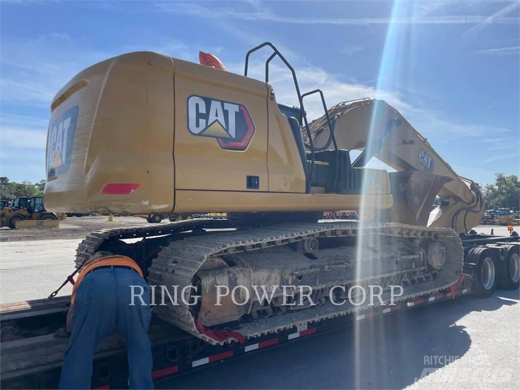 CAT 330HYDTHUM حفارات زحافة