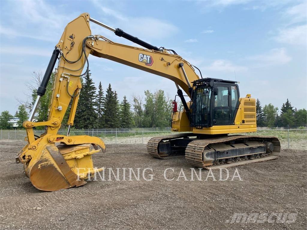 CAT 335-07 حفارات زحافة