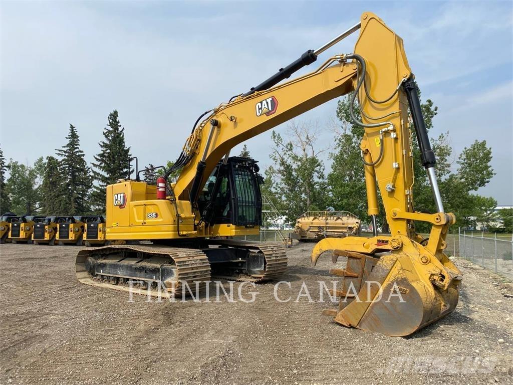 CAT 335-07 حفارات زحافة