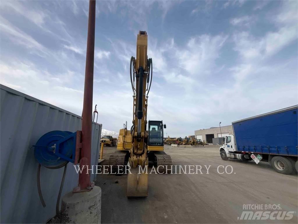 CAT 335 CF حفارات زحافة